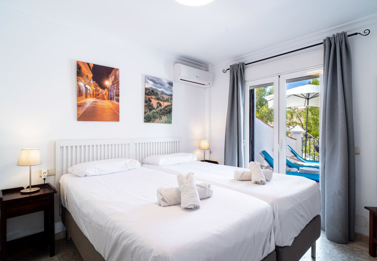 Villa in Nerja - Aljamar 6 Burriana Beach by Casasol 
