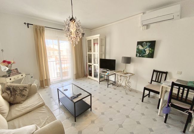 Apartment in Nerja - Apartamento Plaza Cavana by Casasol