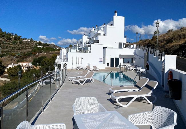 Apartment in Nerja - Penthouse Balcon del Mar 121 by Casasol