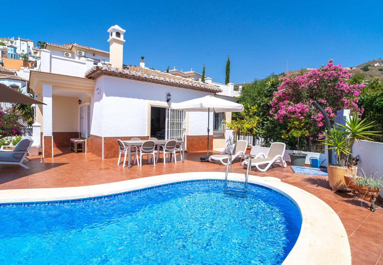Villa in Torrox Costa - Villa Calidum: Private Pool Villa in Nerja