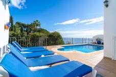 Villa in Nerja - Villa Ladera del Mar Private Pool by...