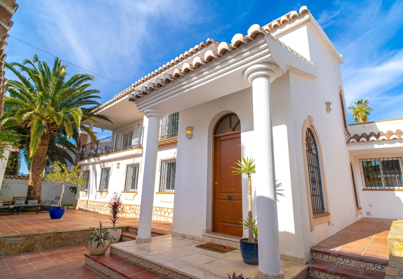 Villa in Nerja - Villa Grande Luxe Private Pool by Casasol