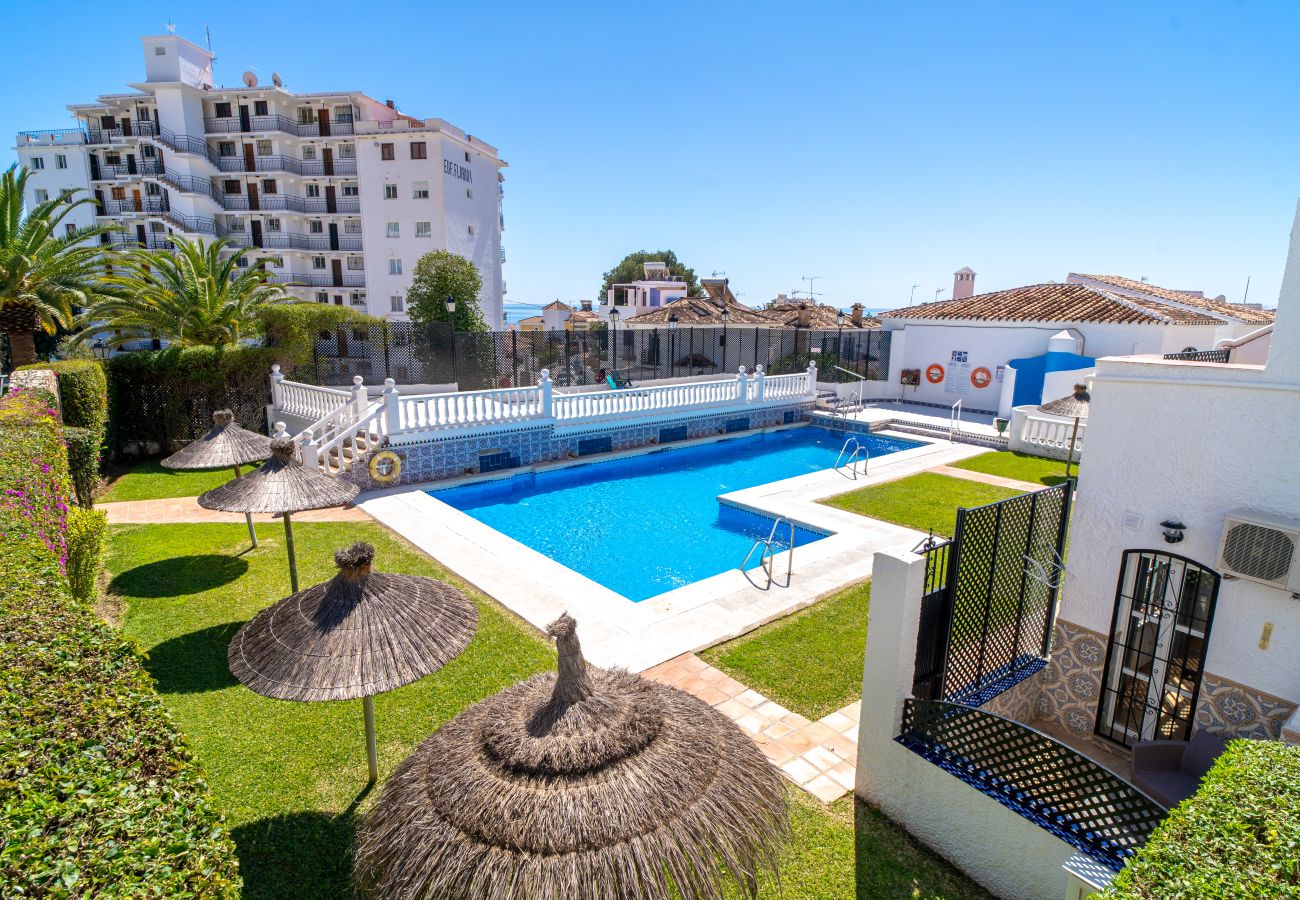 Apartment in Nerja - Verano Azul Seasun 90B by Casasol