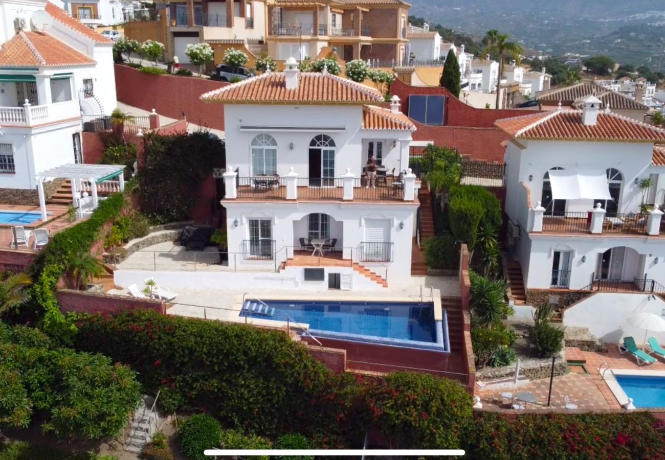 Villa in Nerja - Villa Prime Seaview by Casasol