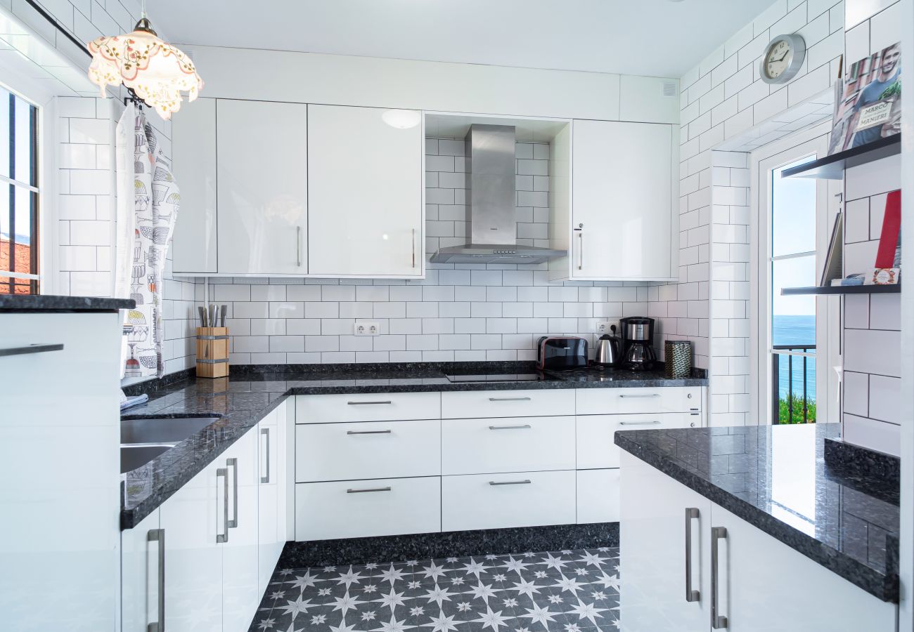 Villa in Nerja - Villa Prime Seaview by Casasol