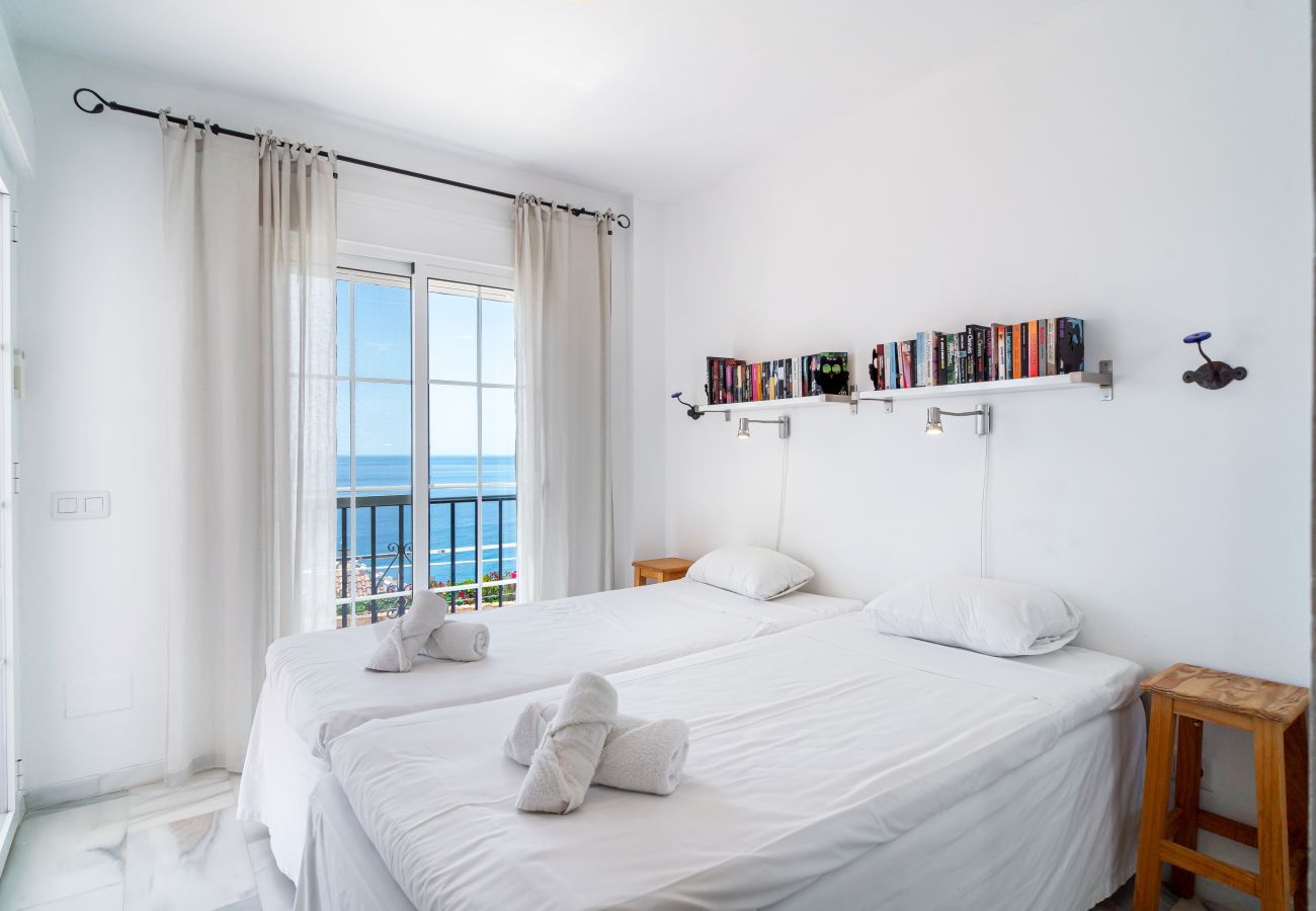 Villa in Nerja - Villa Prime Seaview by Casasol