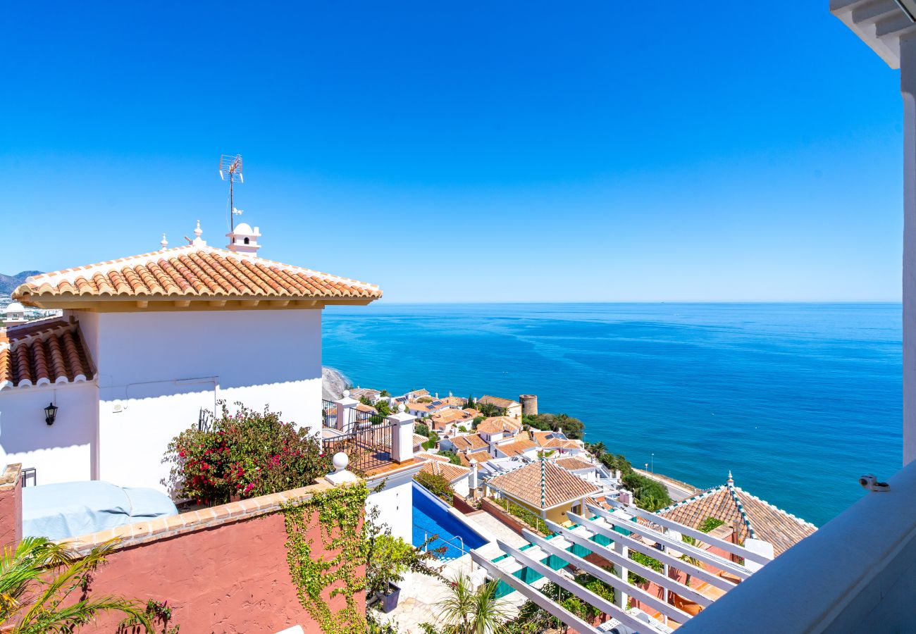 Villa in Nerja - Villa Vista Deluxe by Casasol