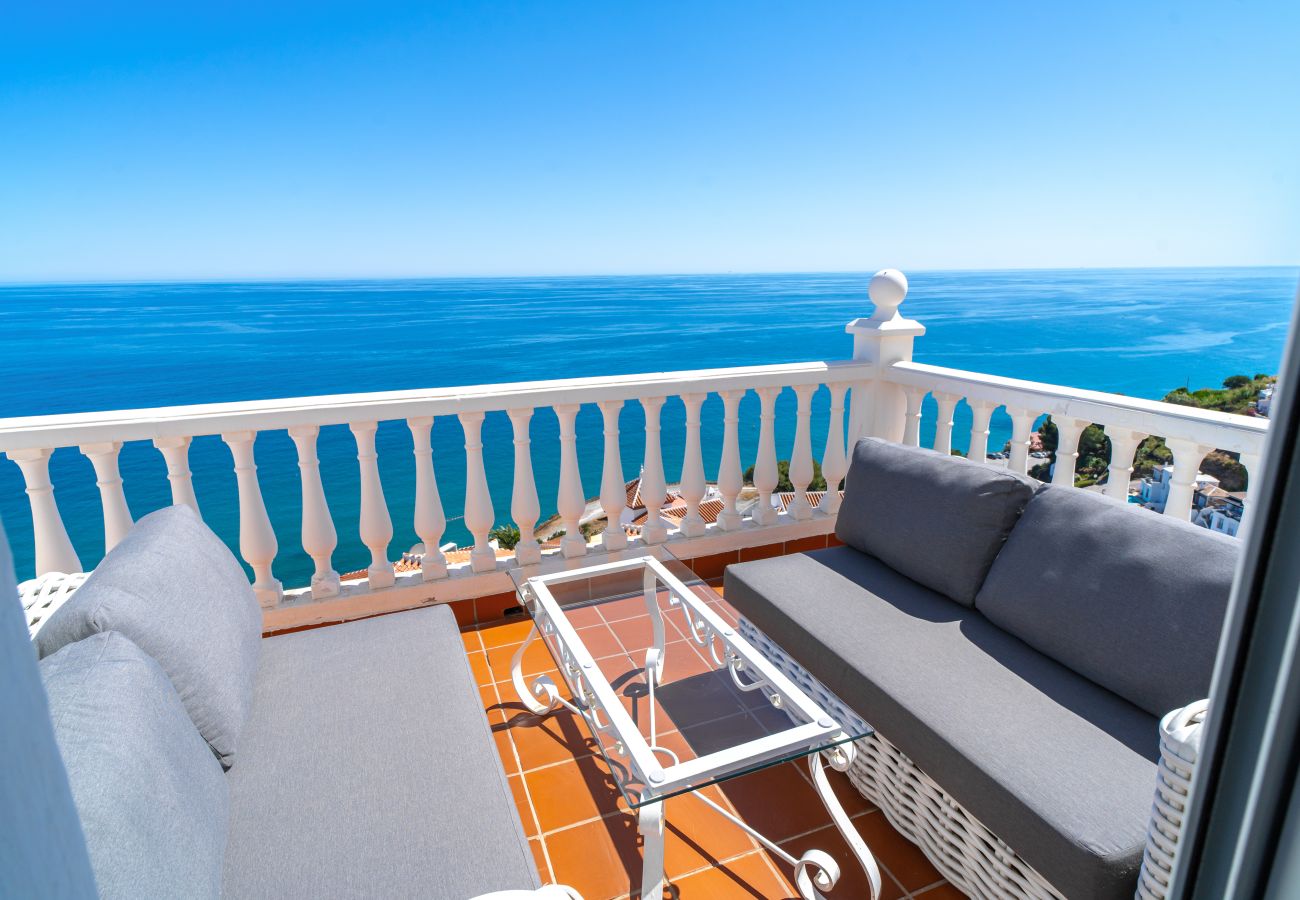 Villa in Nerja - Villa Vista Deluxe by Casasol