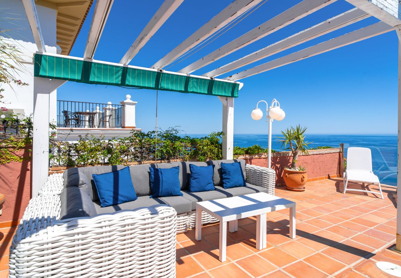 Villa in Nerja - Villa Vista Deluxe by Casasol