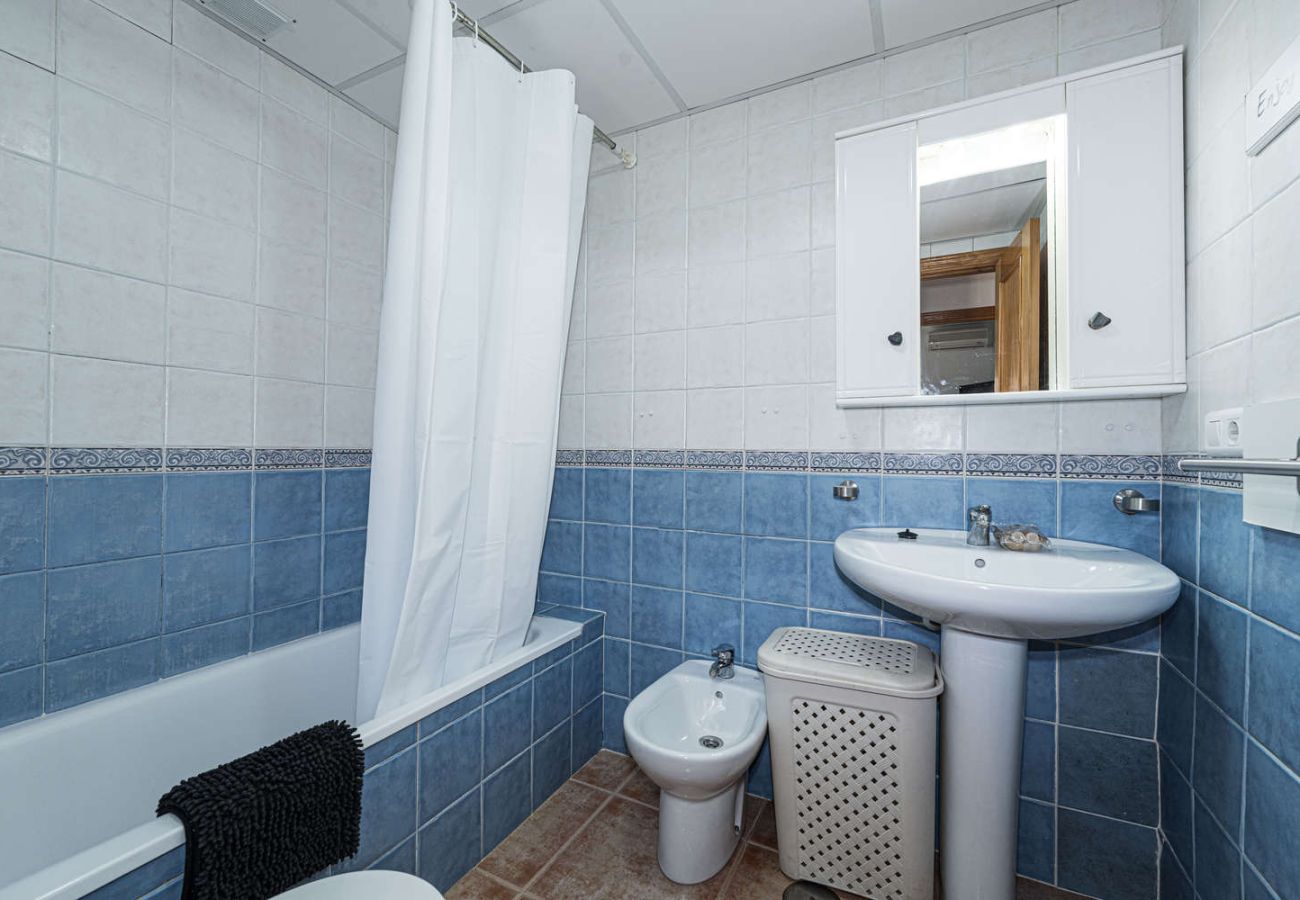 Apartment in Nerja - Torrecilla Urban Beach Nerja: Modern Apartment with Rooftop Pool