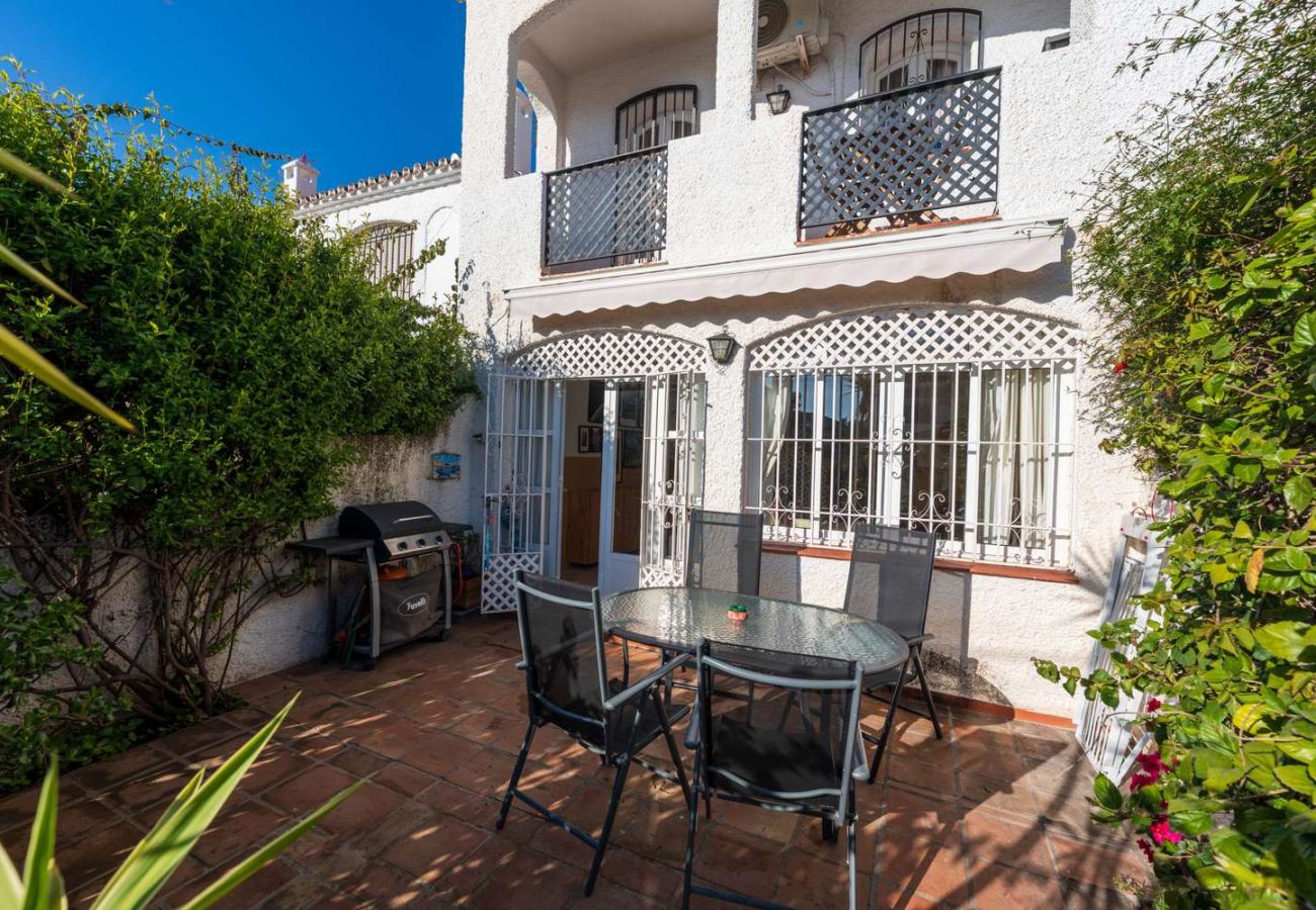 Apartment in Nerja - Casa Lena Verano Azul Nerja: Family Duplex with Sea Views