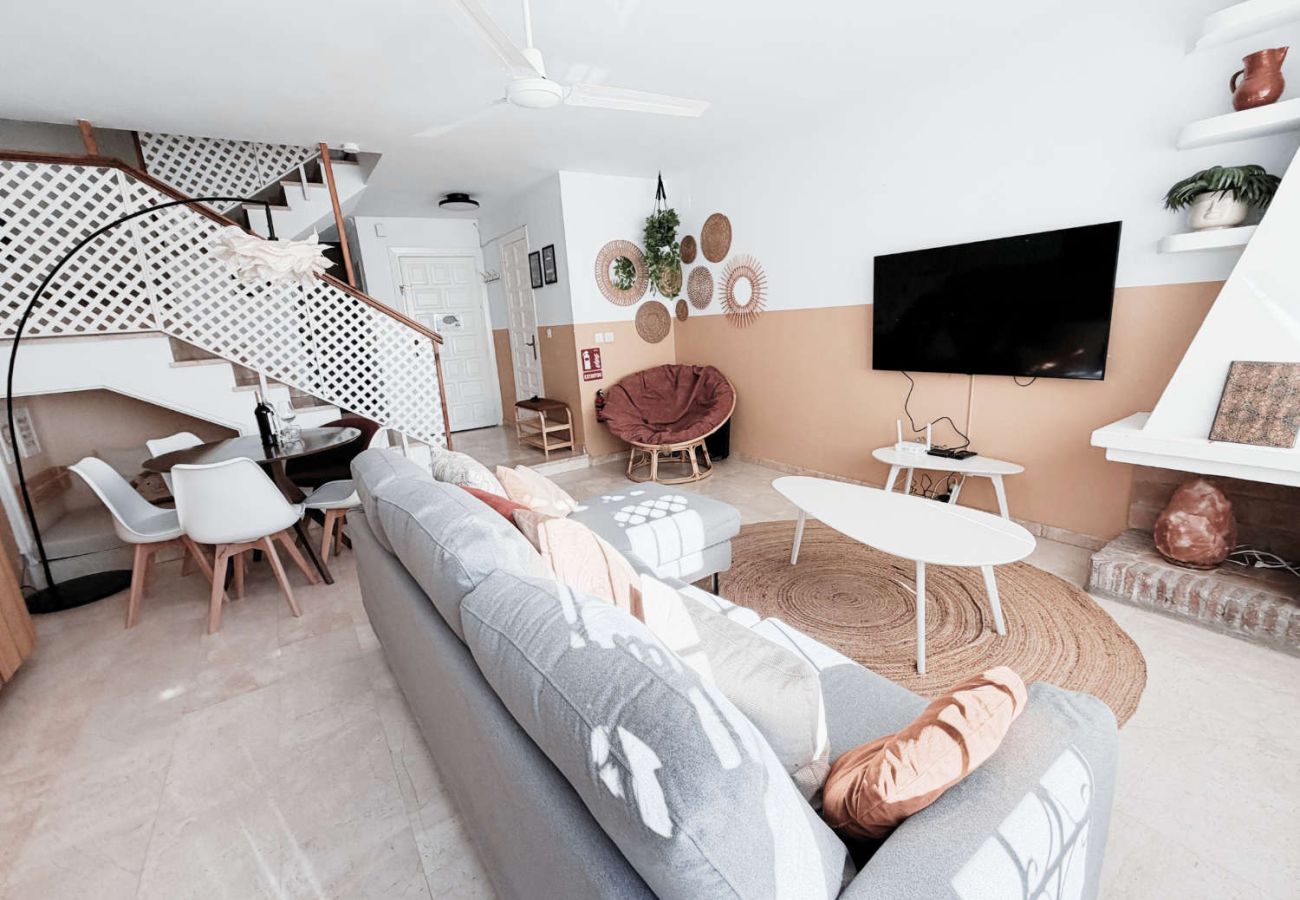 Apartment in Nerja - Casa Lena Verano Azul Nerja: Family Duplex with Sea Views