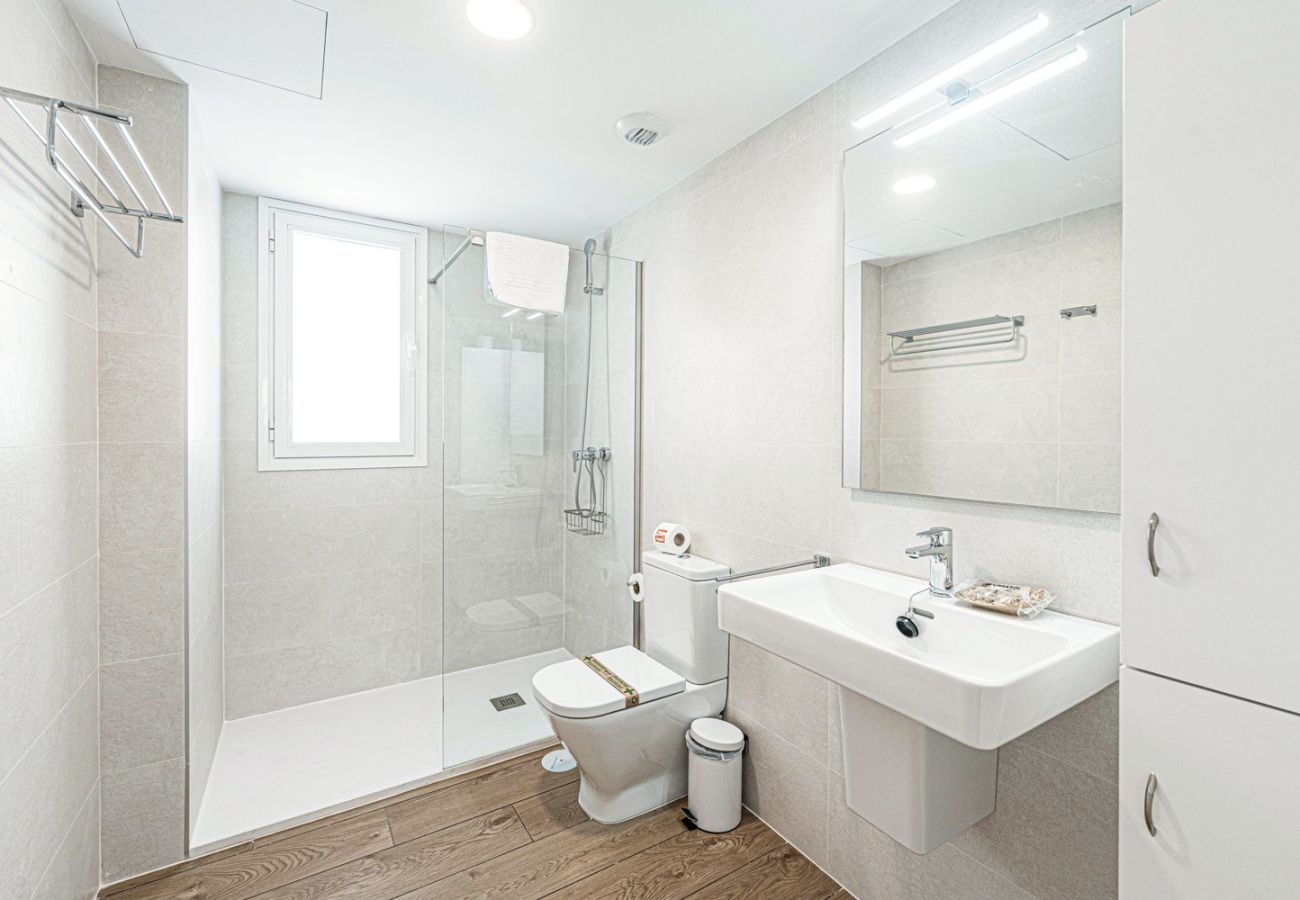 Apartment in Torrox Costa - Isea Calaceite 1111: Luxury Sea & Pool View Apartment