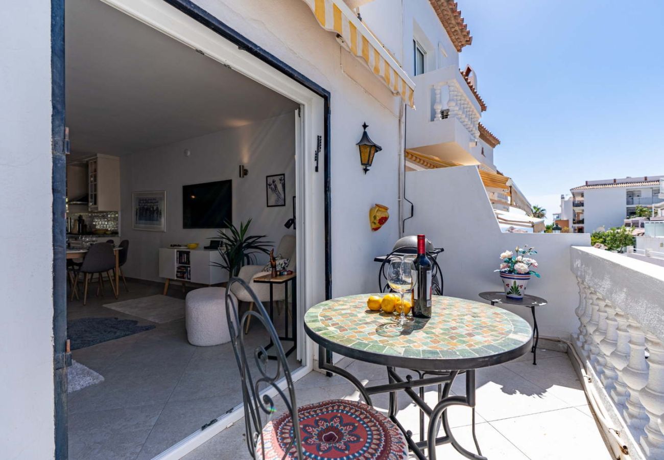 Balcony with Mediterranean sea views in La Hacienda urbanization, Nerja.