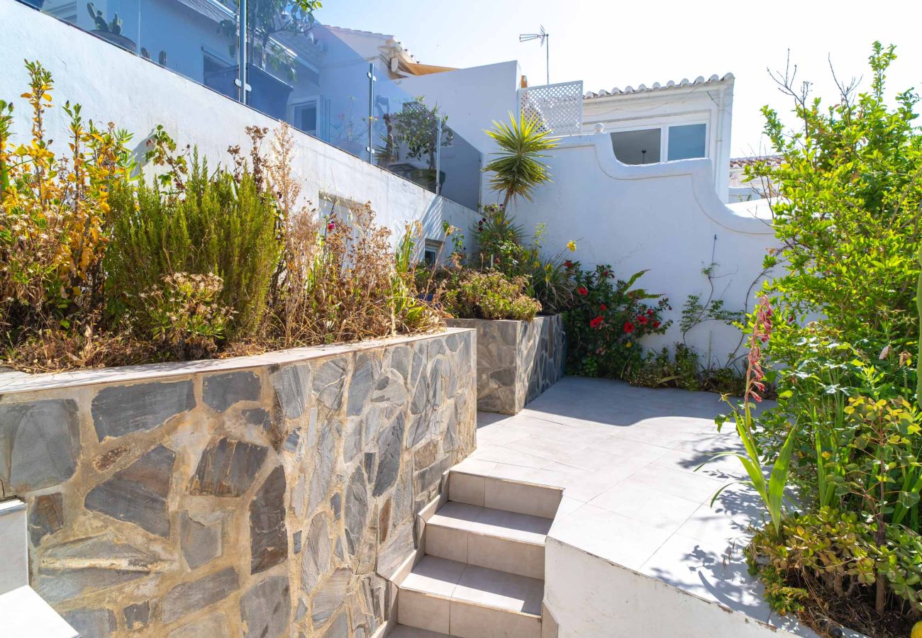 Apartment in Nerja - Tropicana 6C Apartment in Nerja with Sea Views