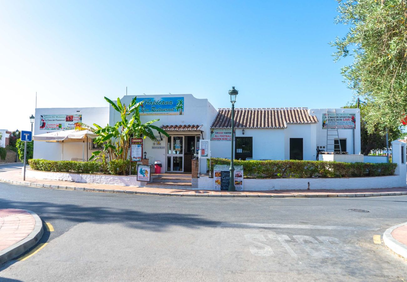 Apartment in Nerja - Tropicana 6C Apartment in Nerja with Sea Views