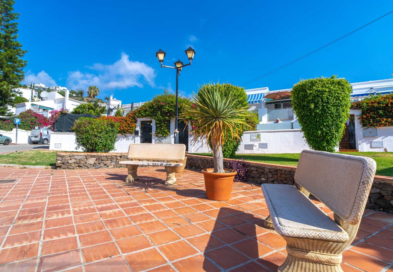 Apartment in Nerja - Tropicana 6C Apartment in Nerja with Sea Views