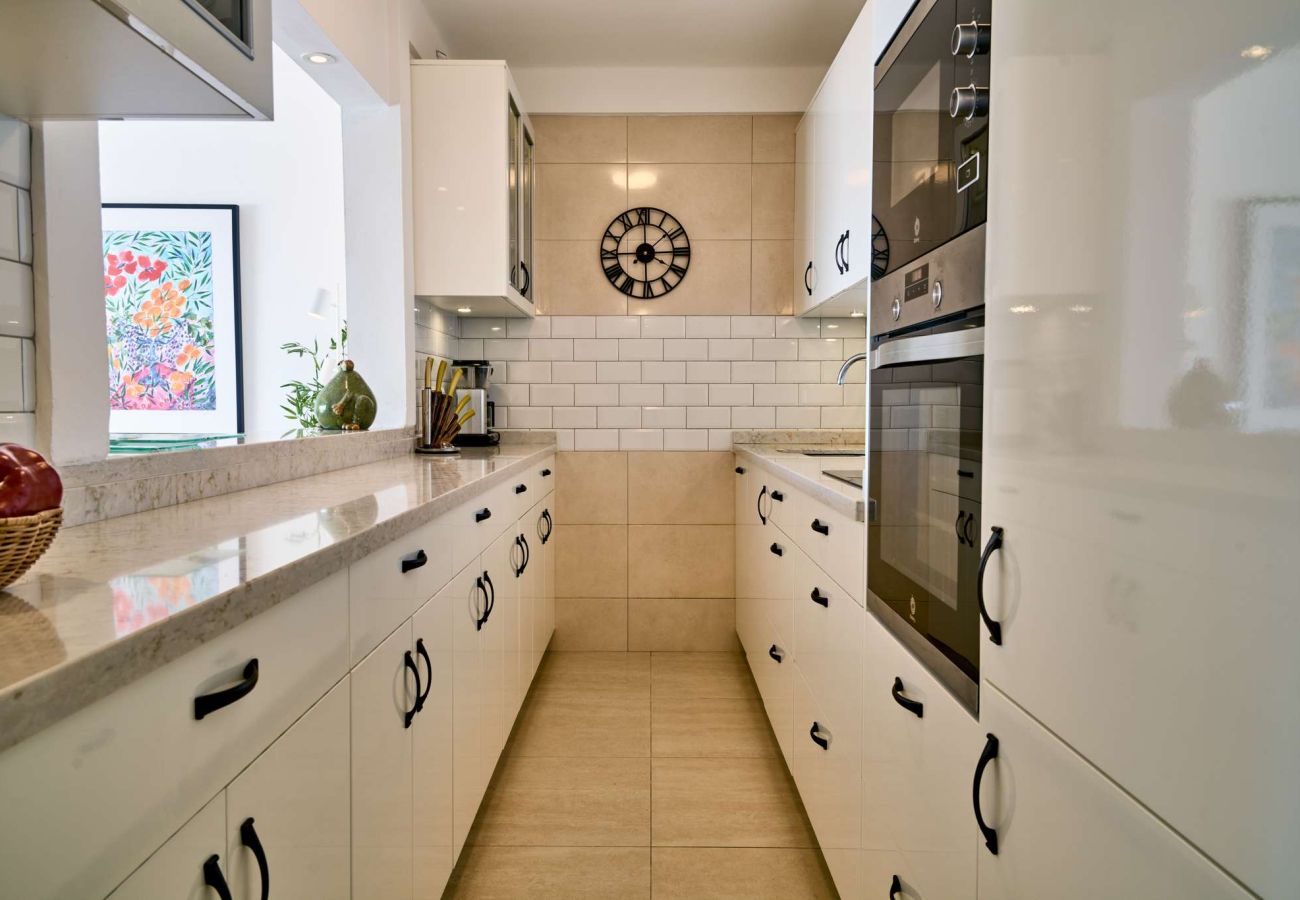 Terraced House in Nerja - Casablanca 9: Duplex with Multi-Level Terraces, Sea Views & Sunset