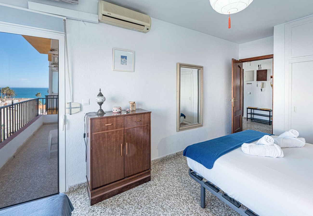 Apartment in Nerja - Albaida II 2B: South-Facing Apartment with Sea Views, Playa Torrecilla Nerja