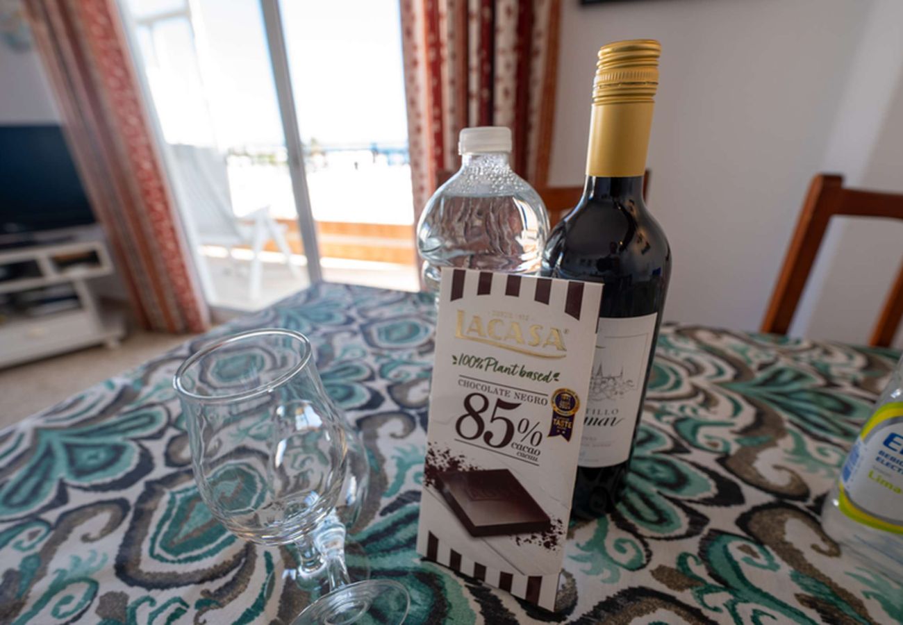 Apartment in Nerja - Albaida II 2B: South-Facing Apartment with Sea Views, Playa Torrecilla Nerja