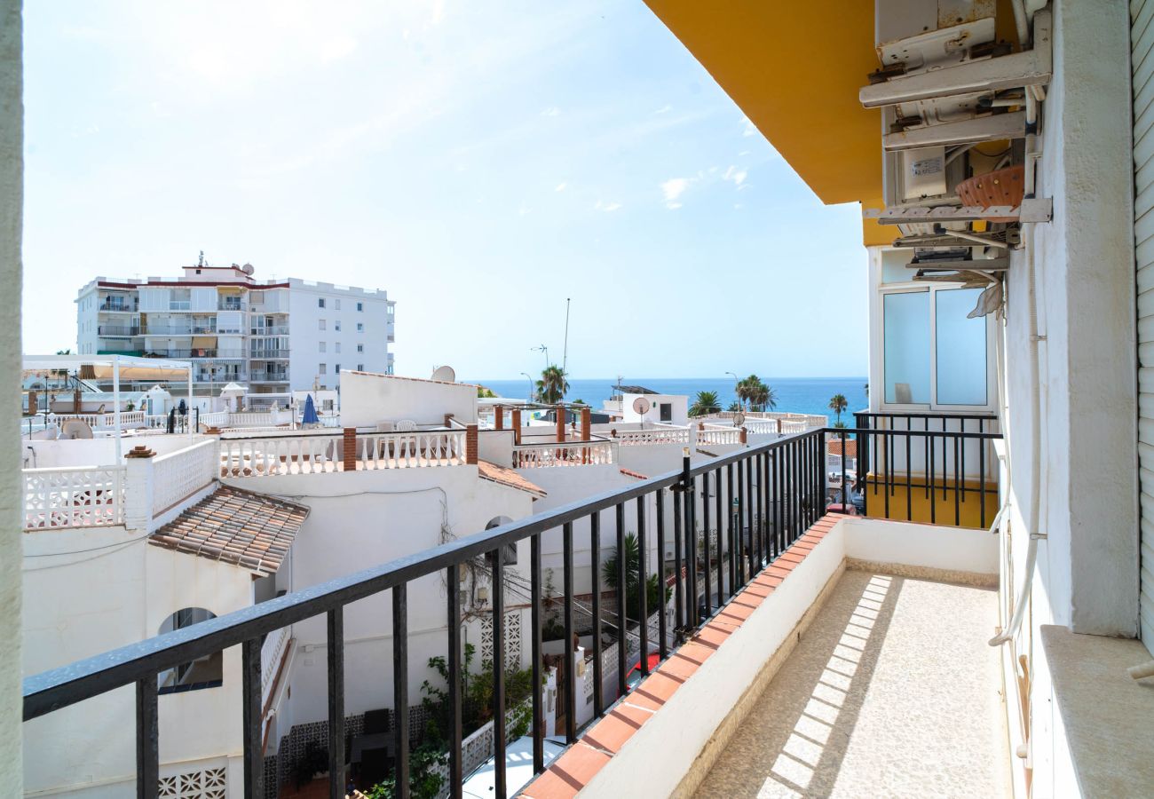 Apartment in Nerja - Albaida II 2B: South-Facing Apartment with Sea Views, Playa Torrecilla Nerja