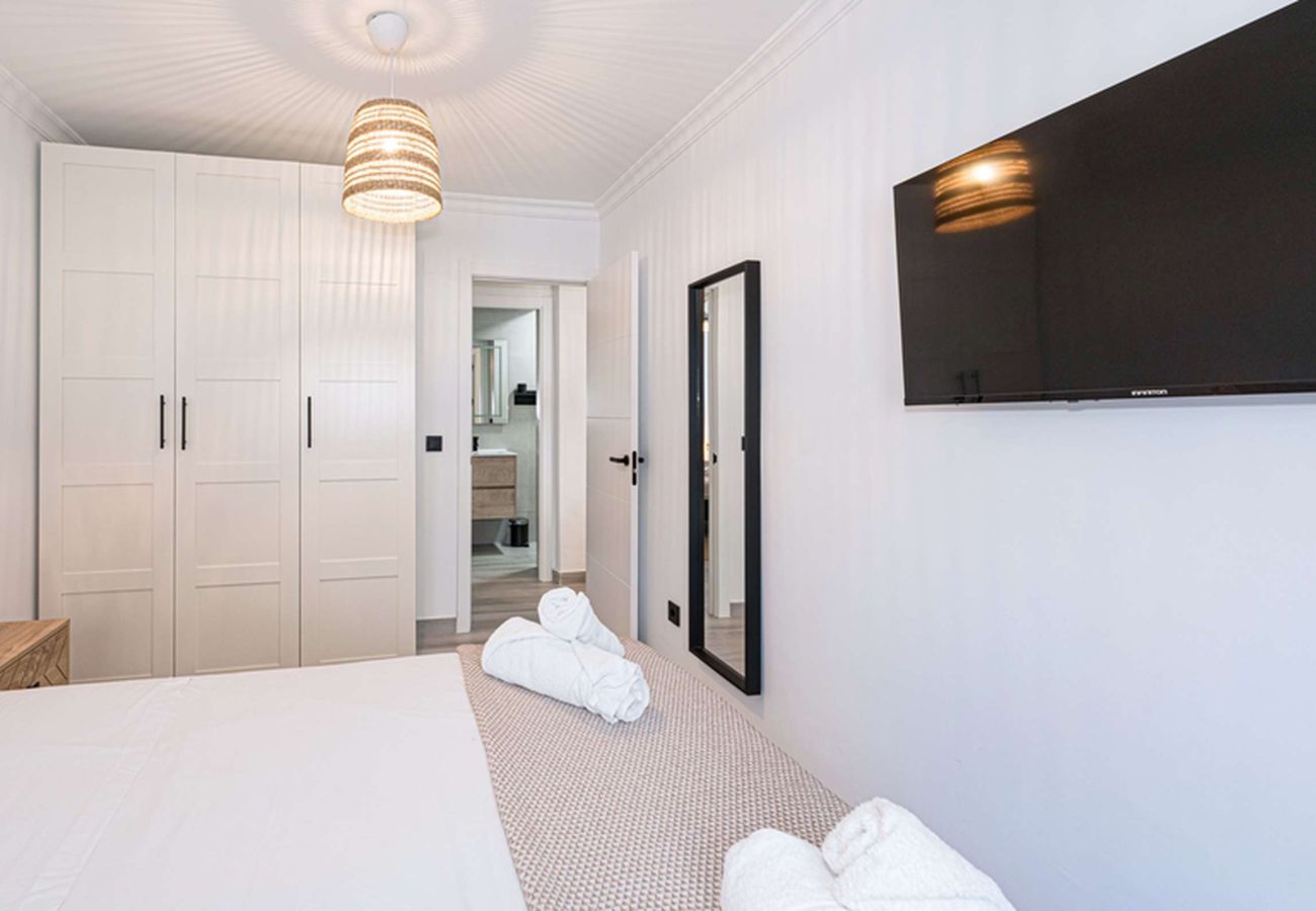 Apartment in Nerja - Centro Life 3A: Apartment in Nerja Town Centre, 300m from Balcon de Europa