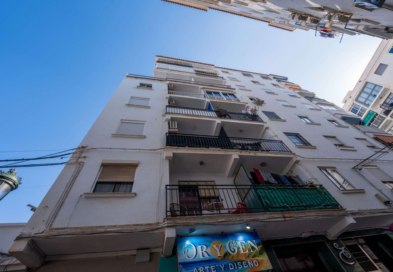 Apartment in Nerja - Centro Life 3A: Apartment in Nerja Town Centre, 300m from Balcon de Europa