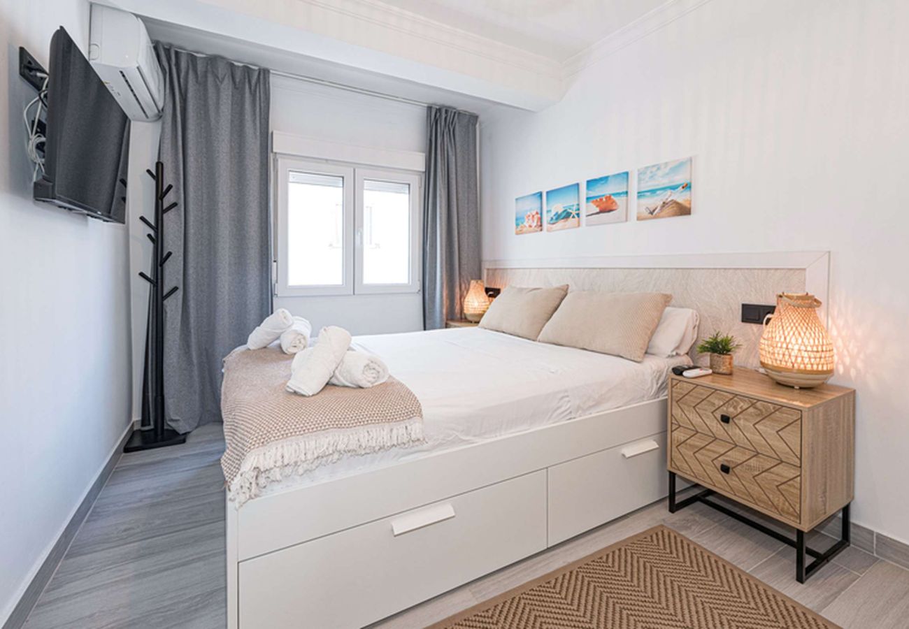 Apartment in Nerja - Centro Life 3A: Apartment in Nerja Town Centre, 300m from Balcon de Europa