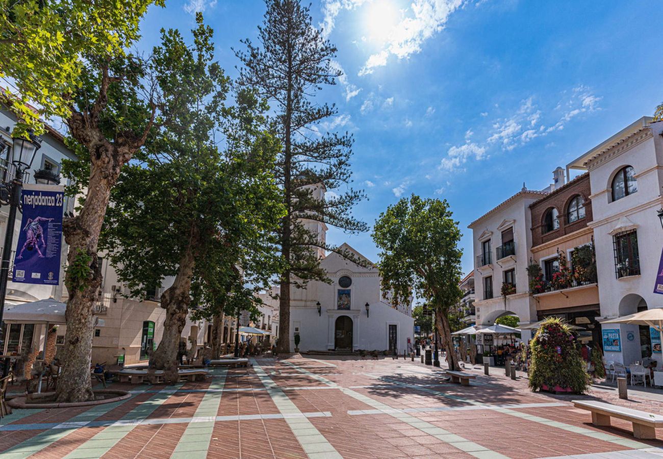Apartment in Nerja - Centro Life 3A: Apartment in Nerja Town Centre, 300m from Balcon de Europa