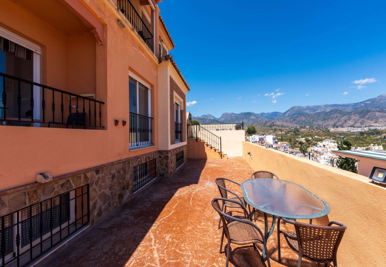 Villa in Nerja - Villa Punta Lara 15: Private Pool Villa for 5 with Sea Views, Nerja