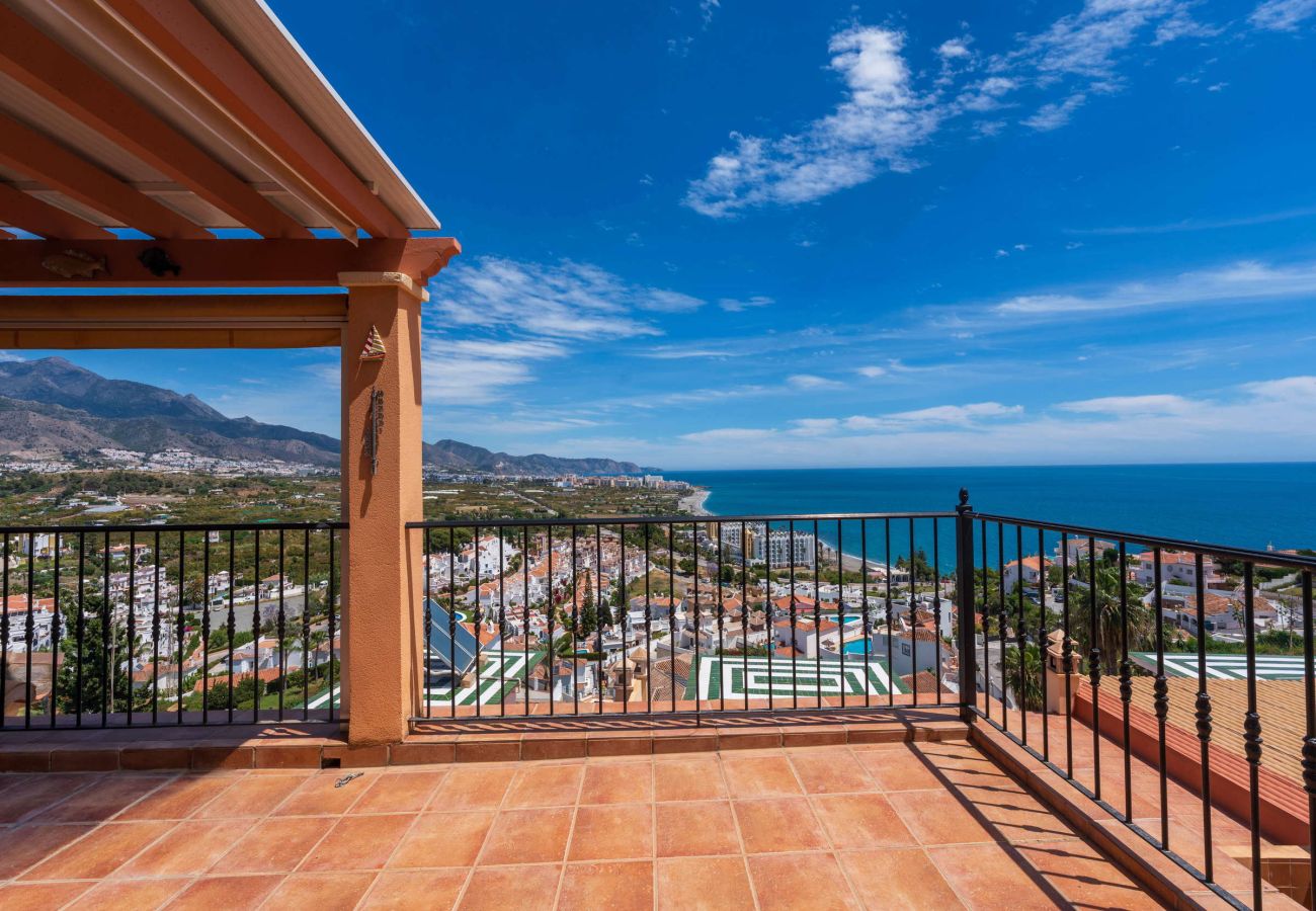 Upper terrace connected to kitchen with sea views, Villa Punta Lara 15 Nerja