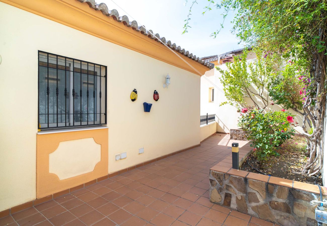 Villa in Nerja - Villa Punta Lara 15: Private Pool Villa for 5 with Sea Views, Nerja