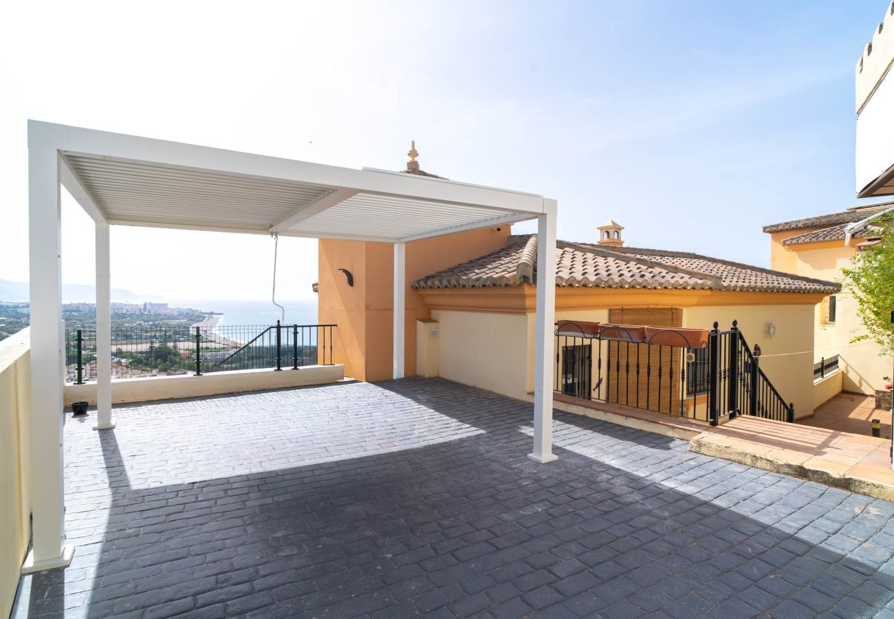 Villa in Nerja - Villa Punta Lara 15: Private Pool Villa for 5 with Sea Views, Nerja