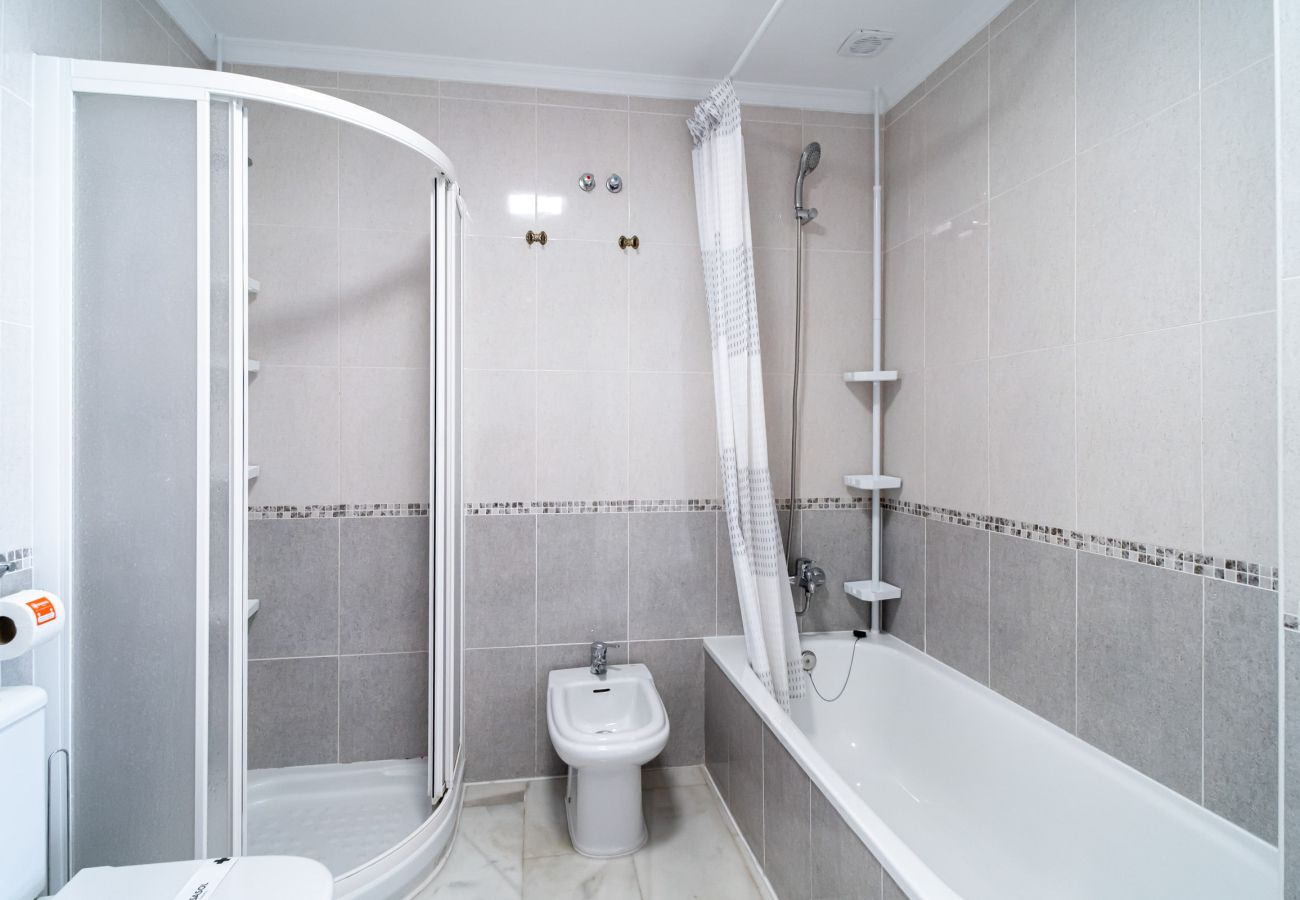 Villa in Nerja - Villa Punta Lara 15: Private Pool Villa for 5 with Sea Views, Nerja