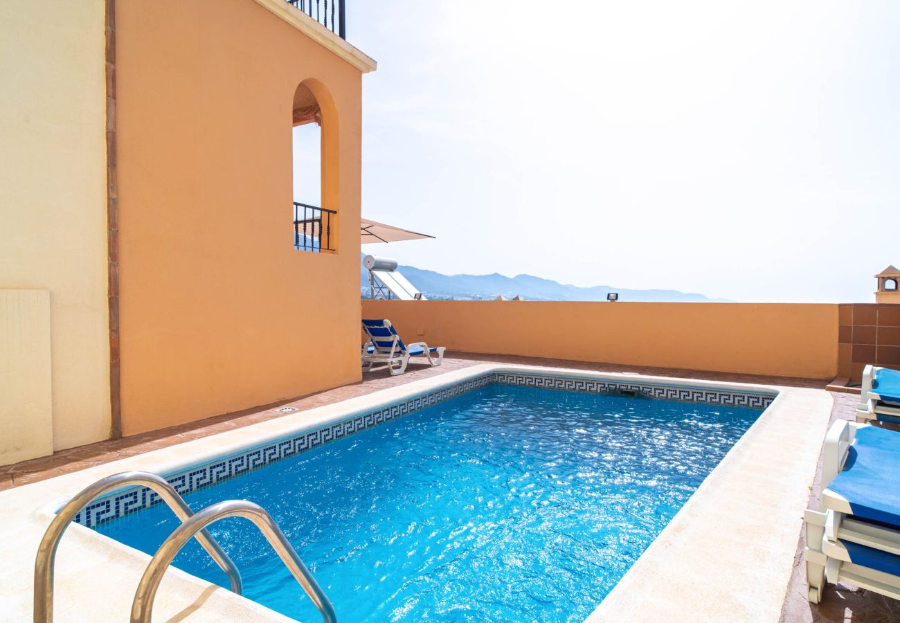 Villa in Nerja - Villa Punta Lara 15: Private Pool Villa for 5 with Sea Views, Nerja