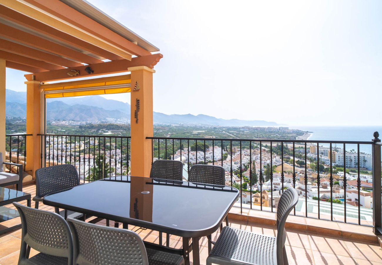 Villa in Nerja - Villa Punta Lara 15: Private Pool Villa for 5 with Sea Views, Nerja