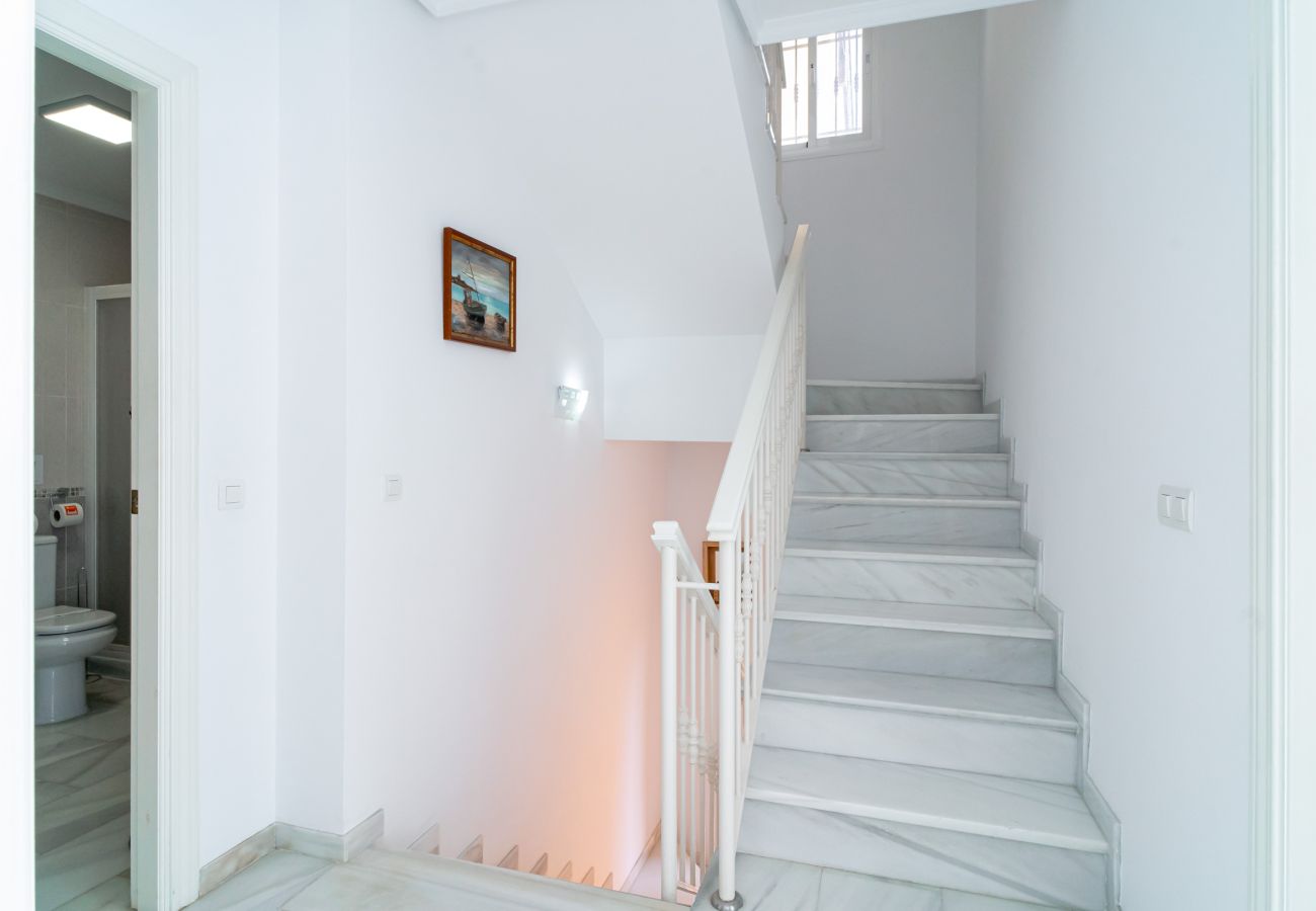 Villa in Nerja - Villa Punta Lara 15: Private Pool Villa for 5 with Sea Views, Nerja