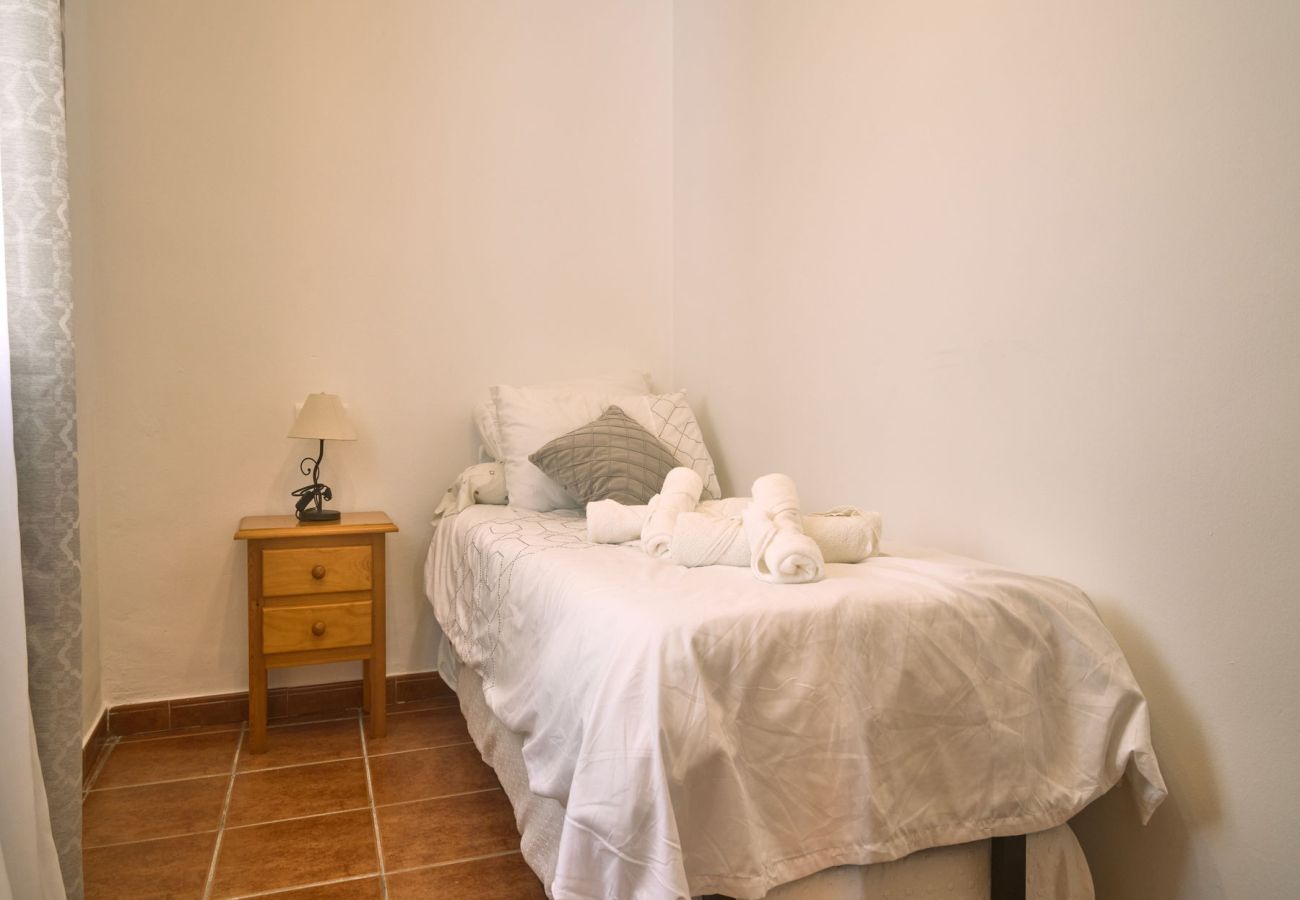Cottage in Frigiliana - Las Rosas 5 y 6 - Rural Accommodation for 6 People between Nerja and Frigiliana