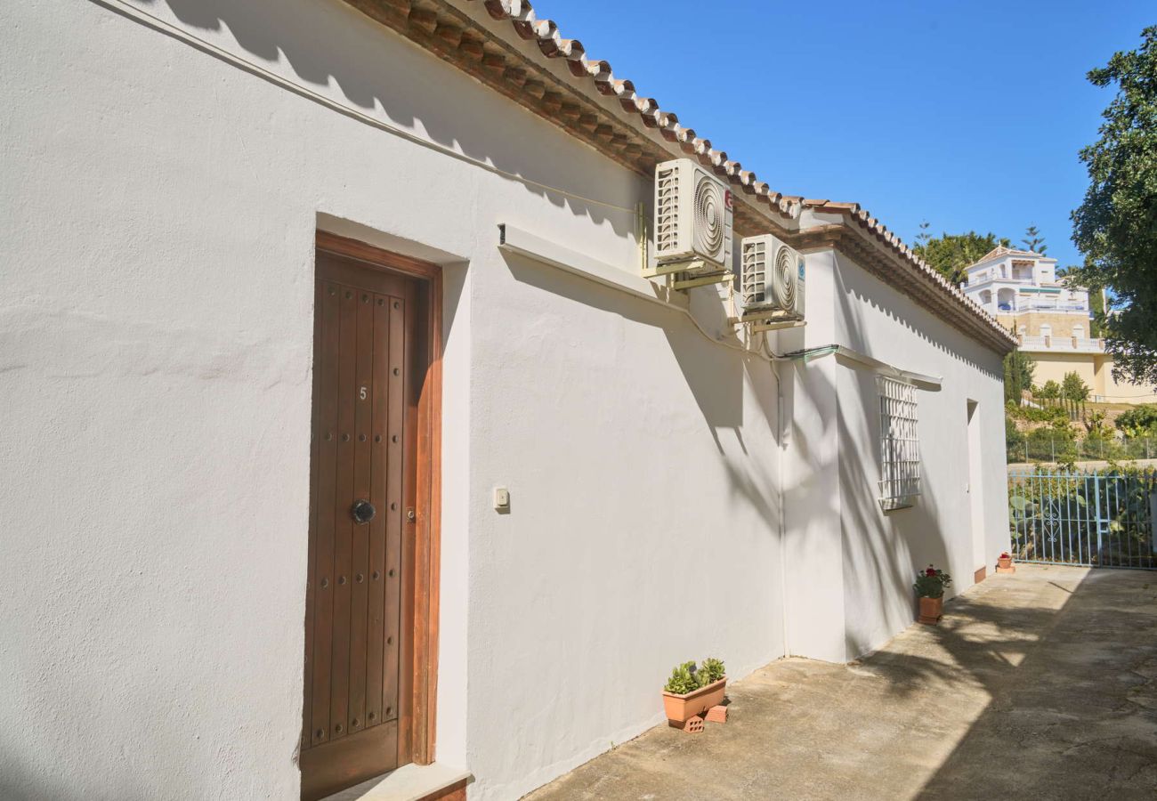Cottage in Frigiliana - Las Rosas 5 y 6 - Rural Accommodation for 6 People between Nerja and Frigiliana