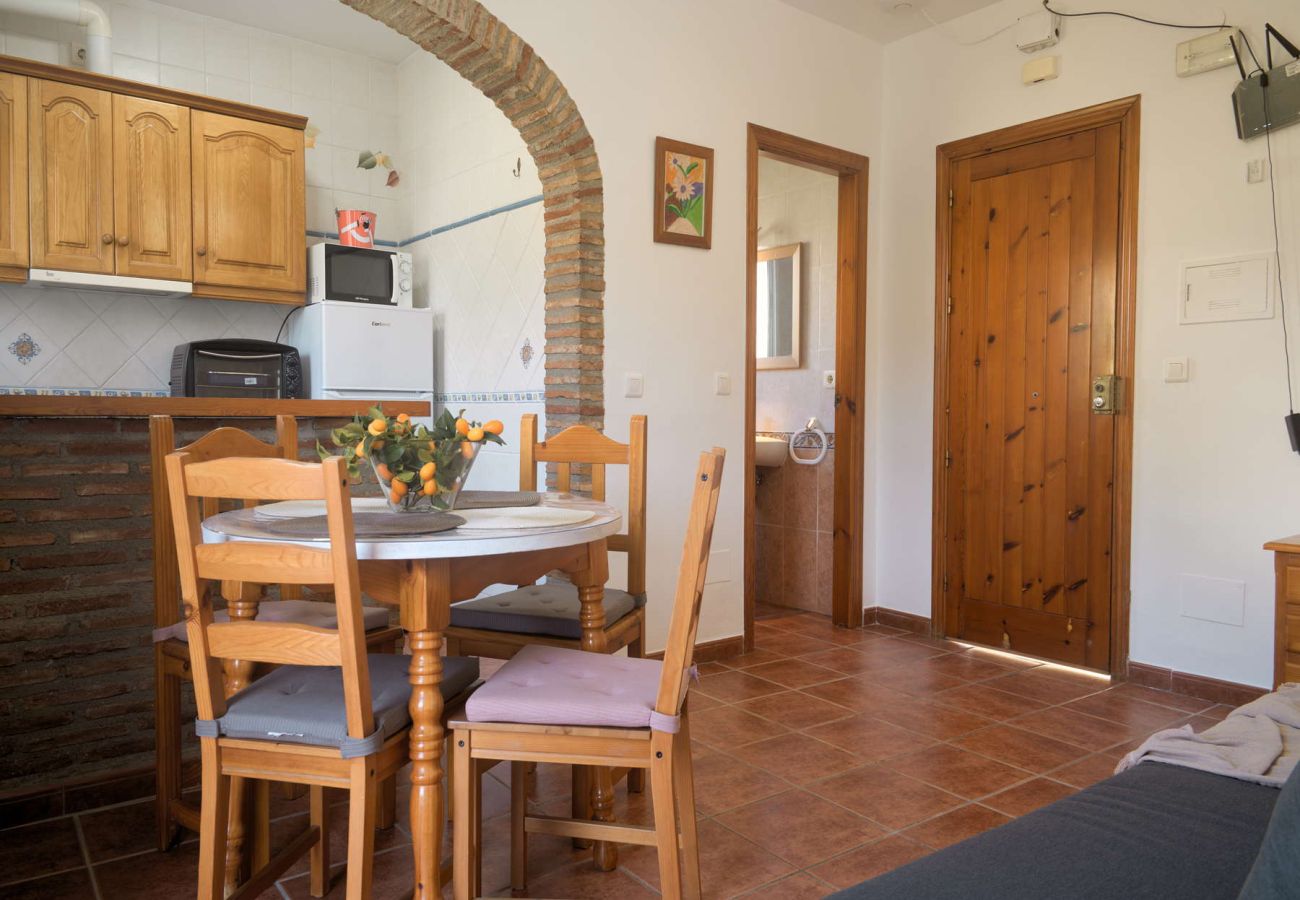 Cottage in Frigiliana - Las Rosas 6 – Family-friendly rural apartment between Nerja and Frigiliana