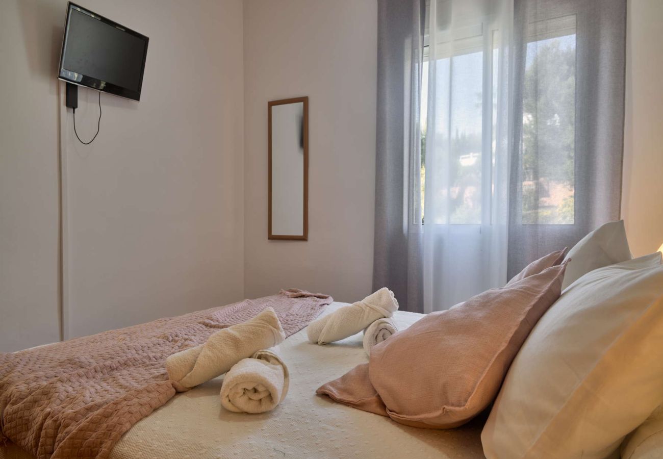 Cottage in Frigiliana - Las Rosas 5 – Rural Apartment for 4 People between Nerja and Frigiliana