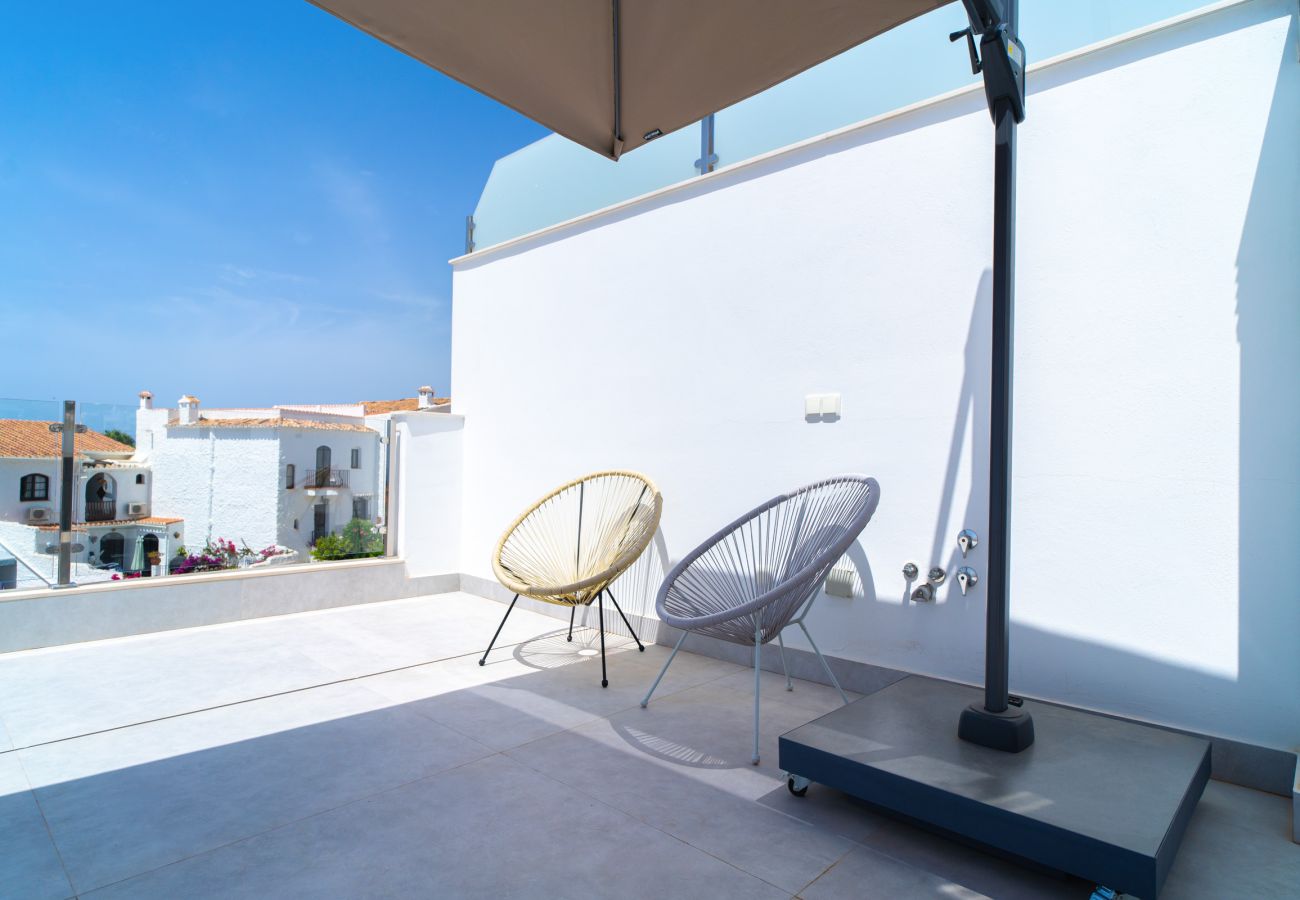 Villa in Nerja - Casa Mezcal – Villa for 4 people with a private swimming pool and hot tub in Nerja