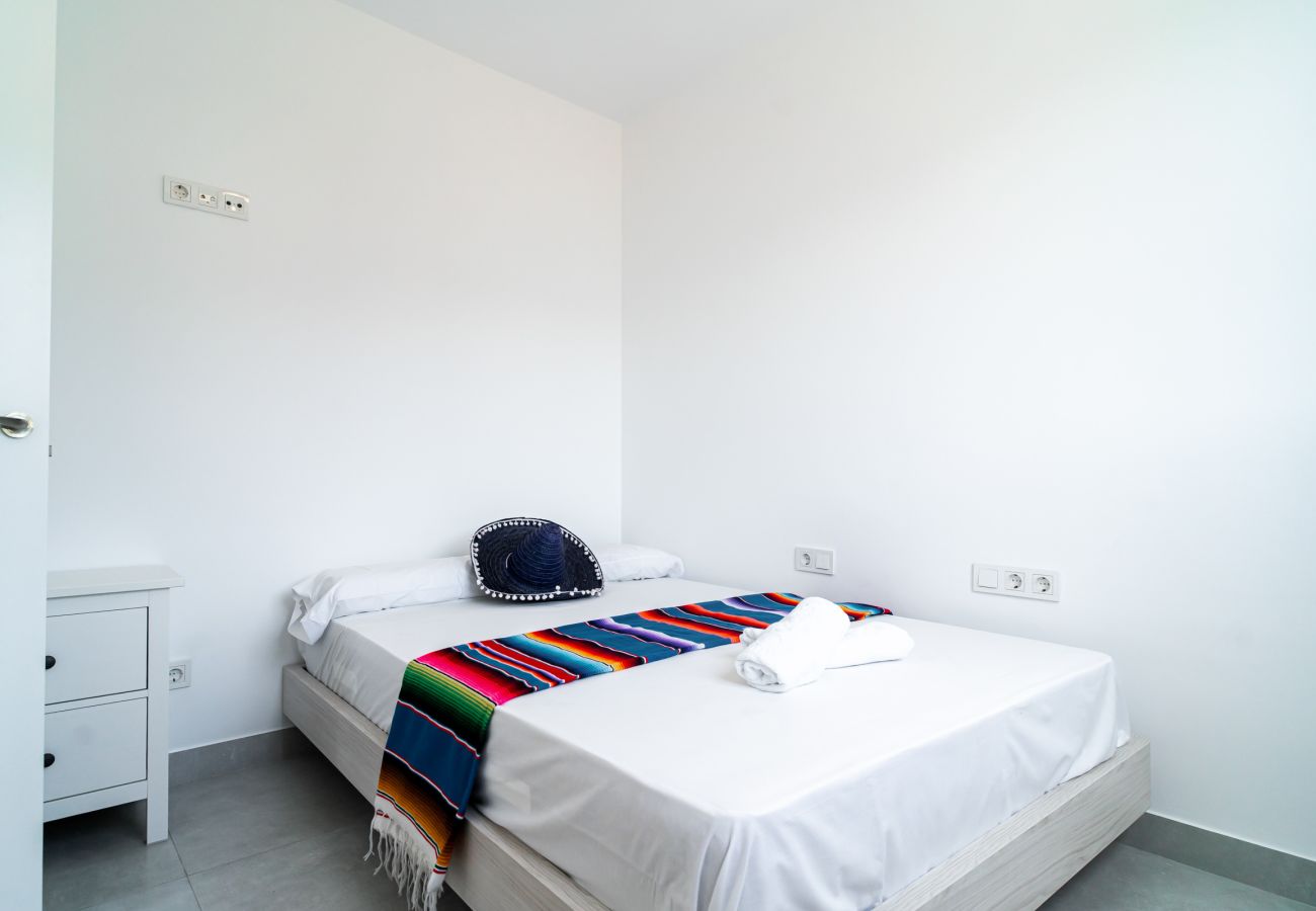 Villa in Nerja - Casa Mezcal – Villa for 4 people with a private swimming pool and hot tub in Nerja