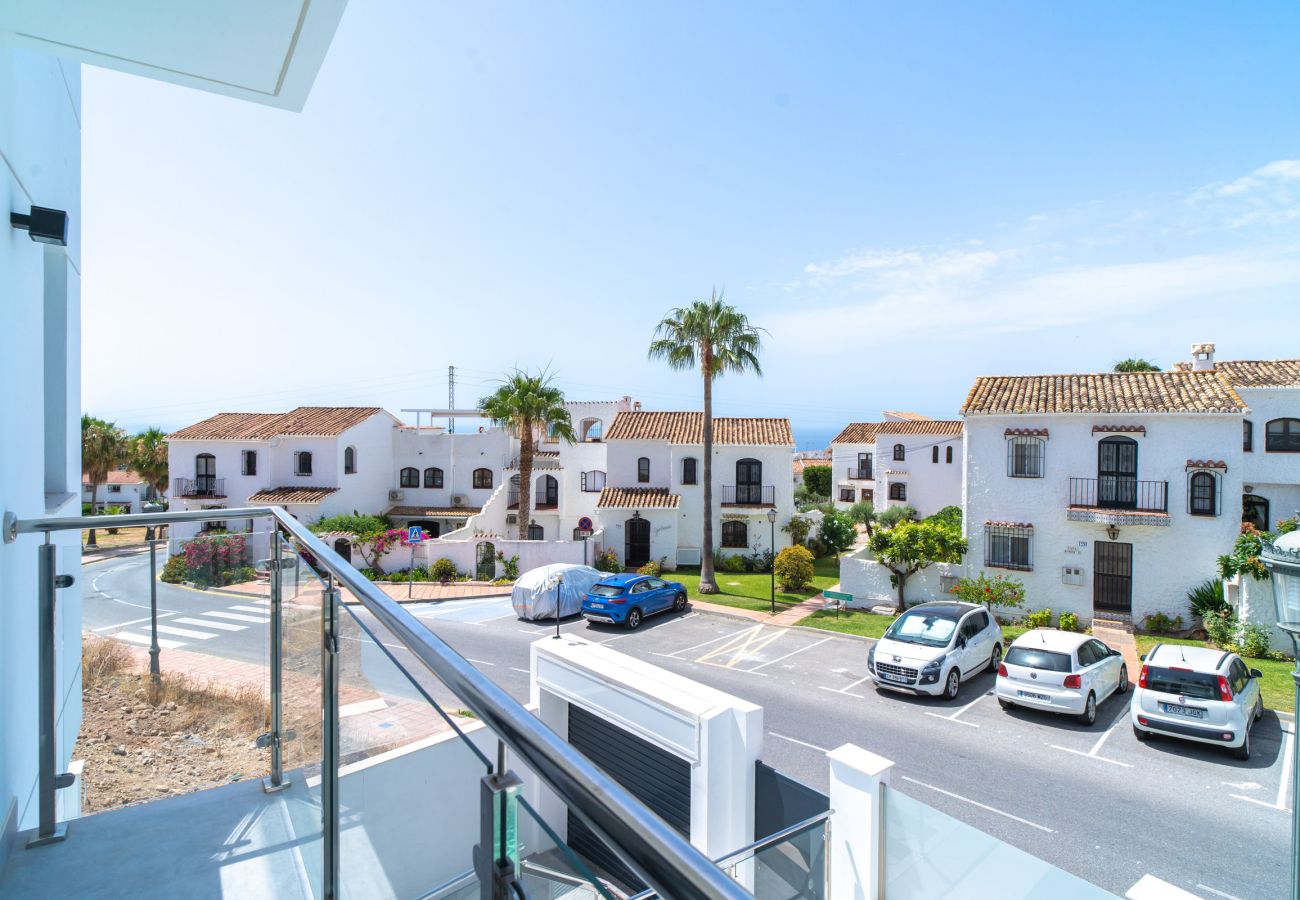 Villa in Nerja - Casa Mezcal – Villa for 4 people with a private swimming pool and hot tub in Nerja