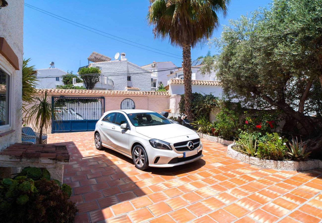 Lägenhet i Nerja - Chimenea 15 Private Pool and Parking by Casasol 