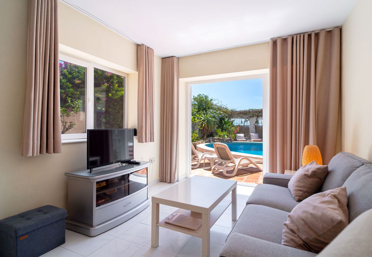 Lägenhet i Nerja - Chimenea 15 Private Pool and Parking by Casasol 
