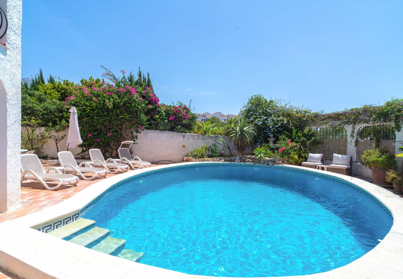 Lägenhet i Nerja - Chimenea 15 Private Pool and Parking by Casasol 
