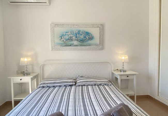 Lägenhet i Nerja - Mediterraneo 20E by Casasol