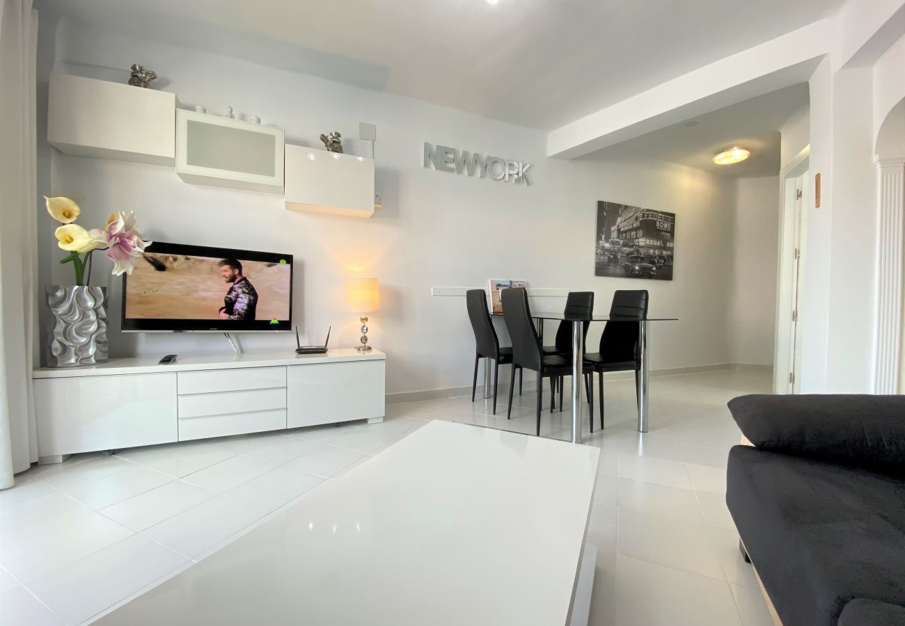 Lägenhet i Nerja - Apartamento Centro Top Floor Casasol