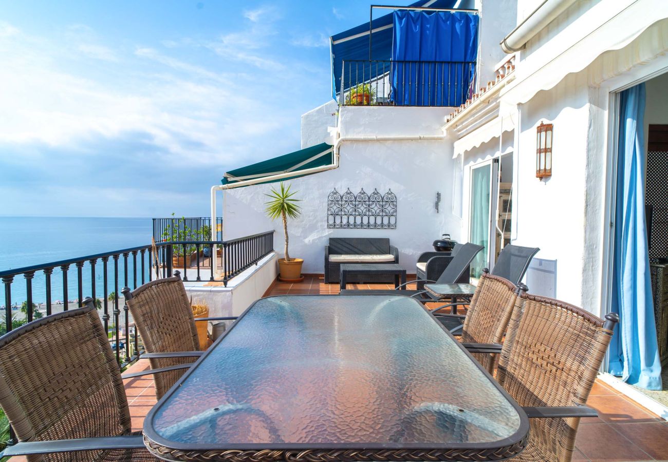 Lägenhet i Nerja - Capistrano Playa 403 by Casasol